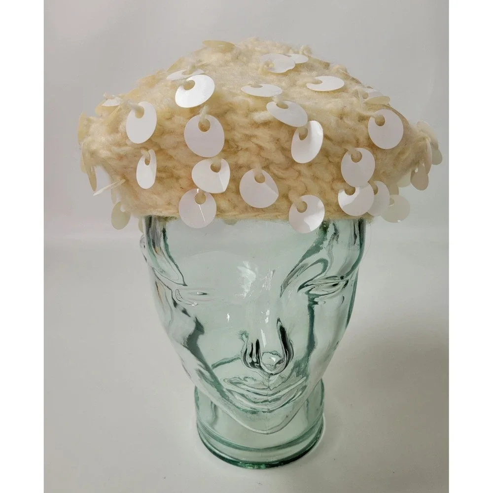 Vintage 1960s Hand Crocheted Virgin Wool Beret‎ White Sequin Cream Made in Japan - Picture 2 of 8